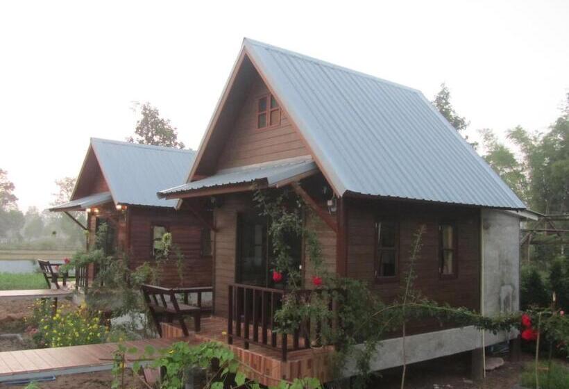 バルコニー付きスタンダードルーム, Baan Thung Home Stay