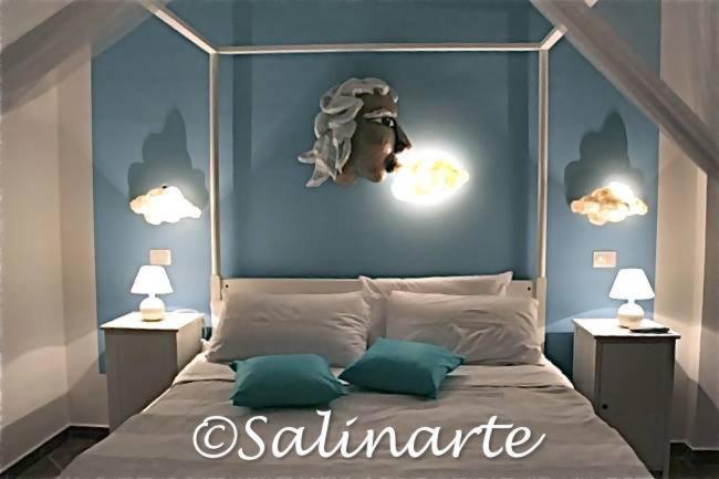 اتاق لوکس با بالکن و چشم‌انداز دریا, Salinarte