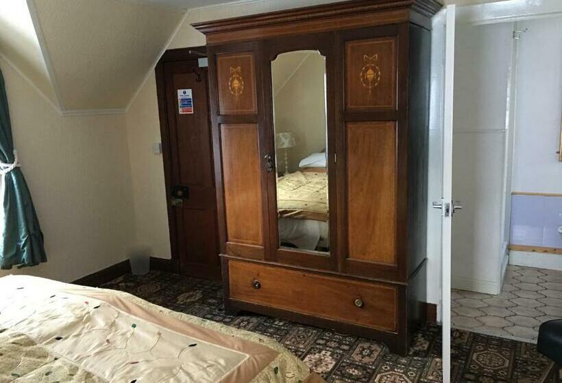 غرفة ديلوكس مطلة على البحيرة, Garvault House