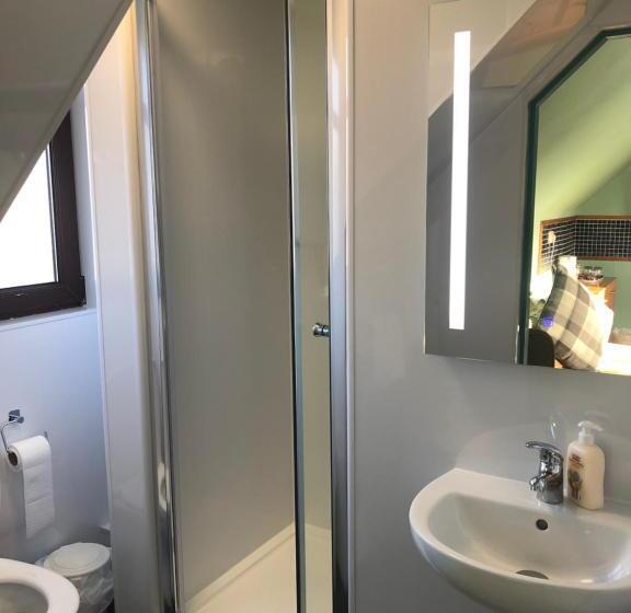 Семейный Номер, Elgin Guest House