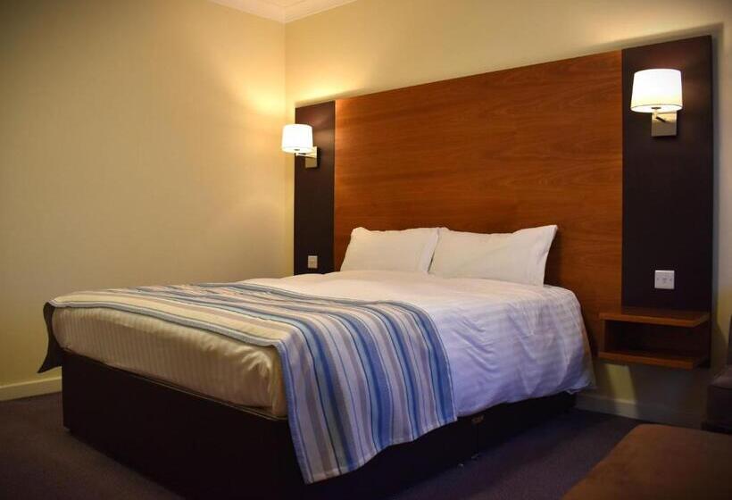 Quarto Estandar, Eyesleepover