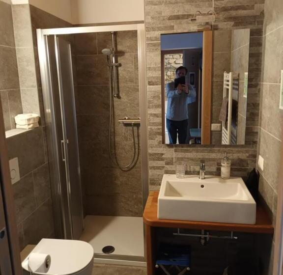 اتاق استاندارد, Foresteria B&b Vecchiascuola Pianazzola