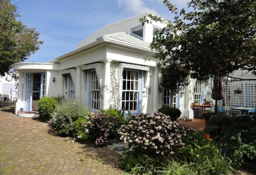 Люкс, Eastbury Cottage