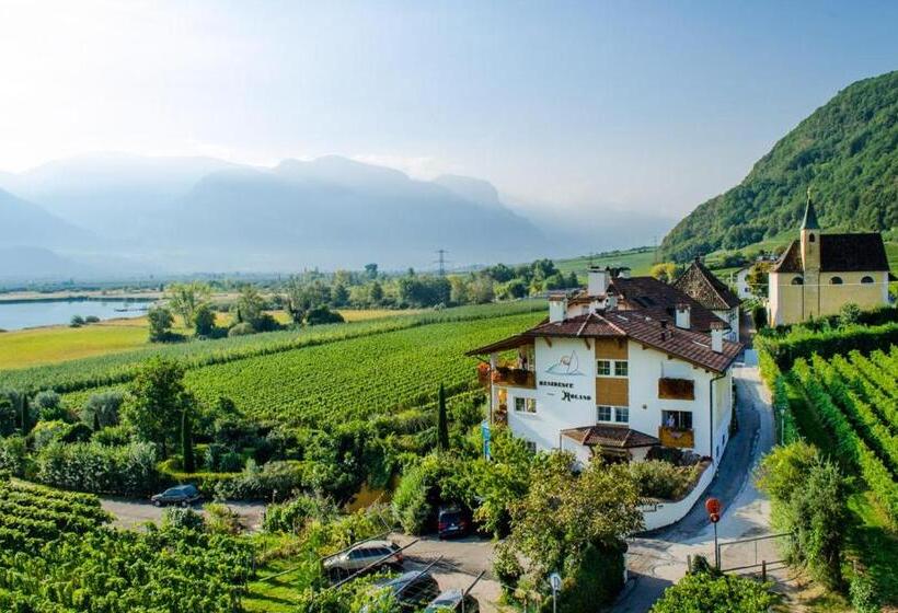 آپارتمان 1 خوابه, Residence Roland