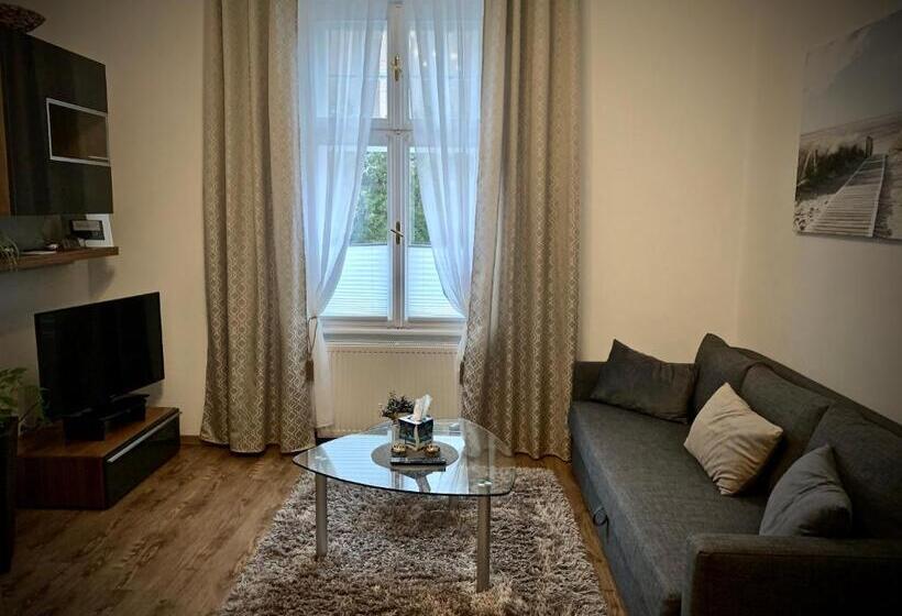 1階の1ベッドルームアパートメント, Apartment Im Grünen