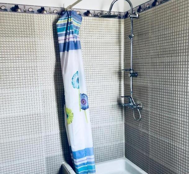 Quarto Estandar, El Muniria
