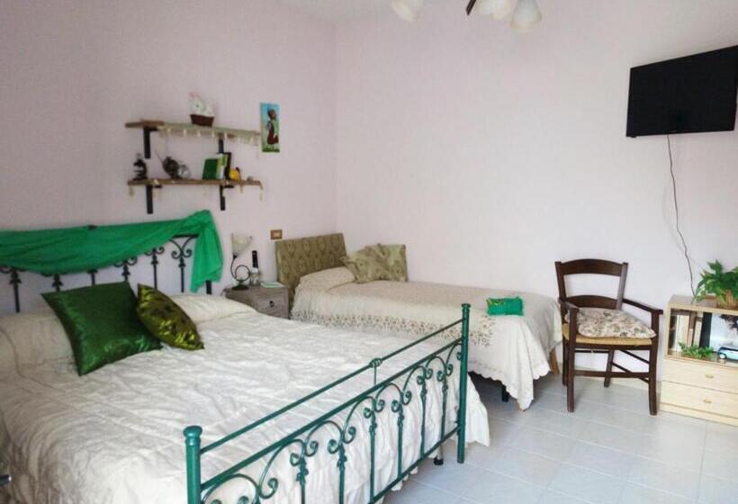 Üç Kişilik Standart Oda, B&b Lo Smeraldo