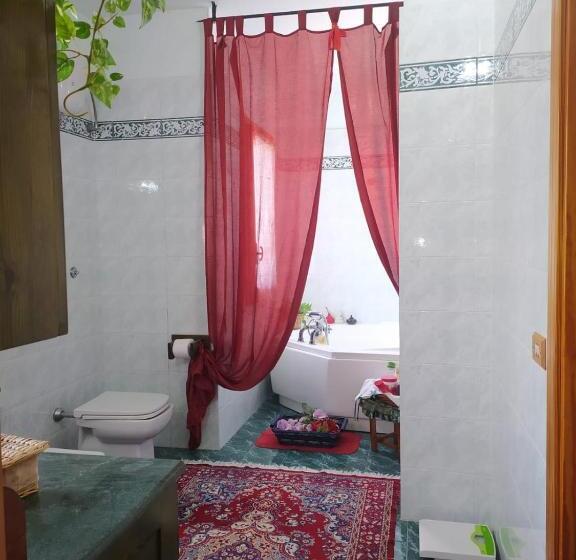 Люкс с Балконом, B&b Lo Smeraldo
