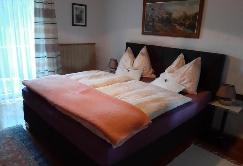 Апартаменты 1 Спальня с Террасой, Apartmenthaus Kometerhof