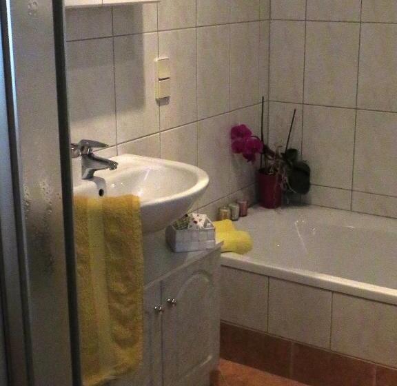 Апартаменты 3 Спальни, Apartmenthaus Kometerhof