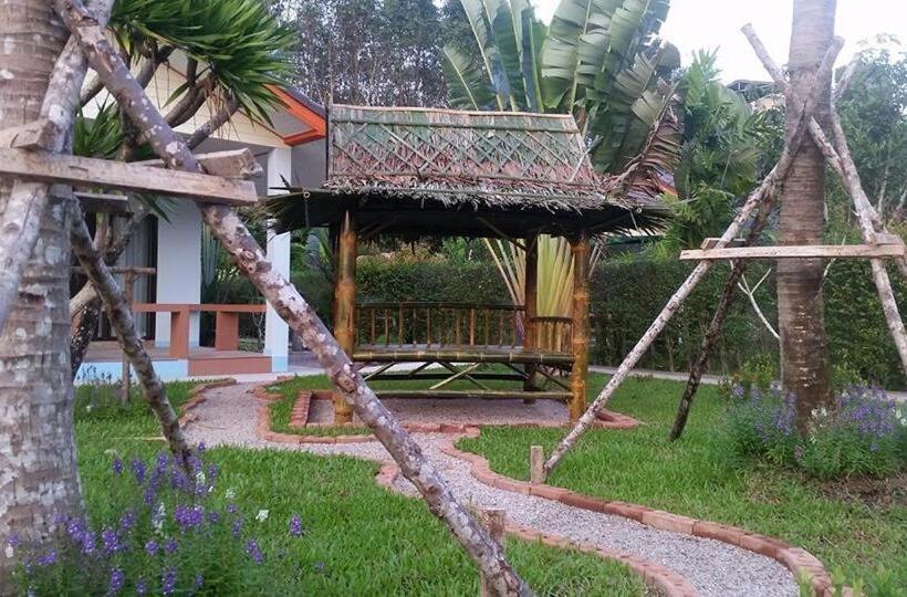 패밀리 방갈로, Thai Break Resort