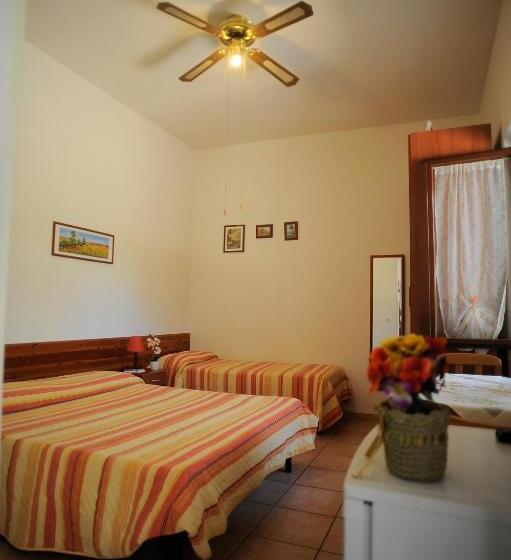 스탠다드 트리플 룸, Agriturismo La Giannottola