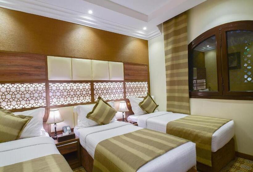 Номер Стандарт Трехместный, Golden Tulip Al Zahabi