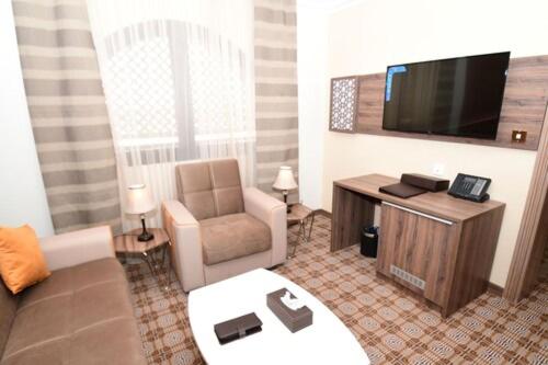 Family Suite, Golden Tulip Al Zahabi