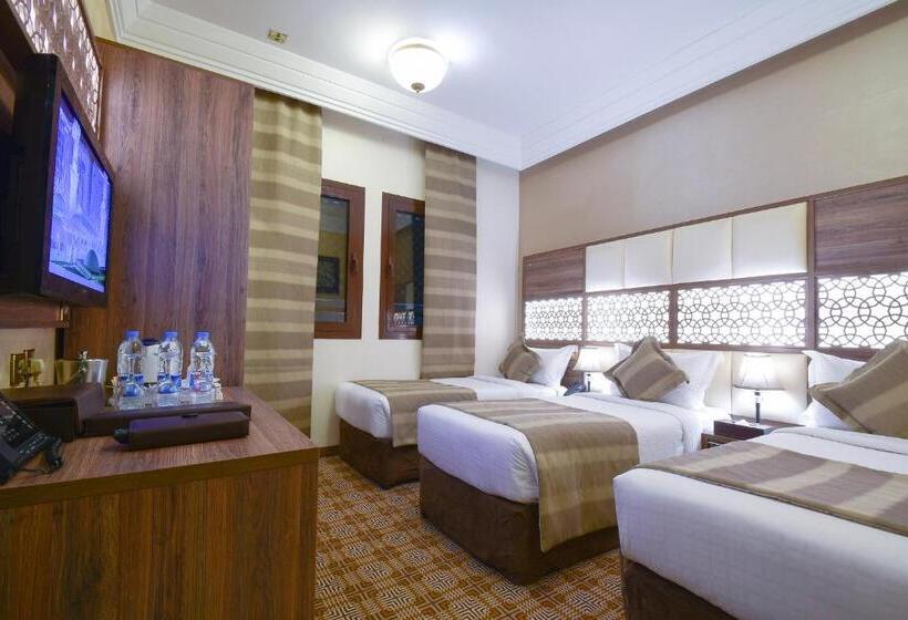 Люкс с Видом, Golden Tulip Al Zahabi