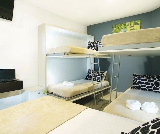 Standard Room, Tai Hoe