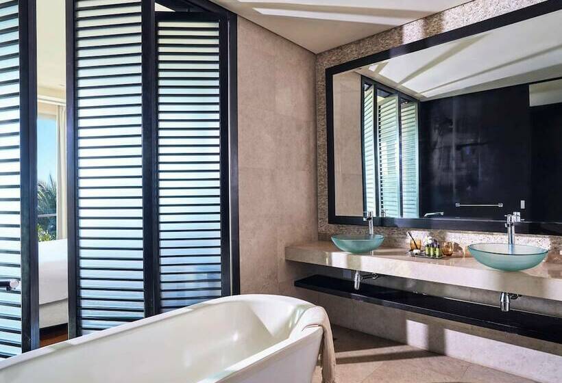Люкс Deluxe 2 Спальни, Rixos The Palm Hotel & Suites - Ultra All Inclusive