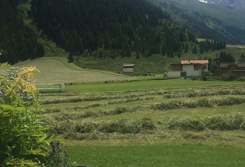 Апартаменты 2 Спальни, Nonas B&b