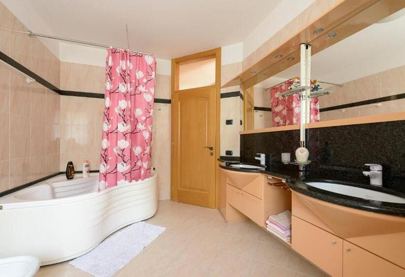 Номер Стандарт Совместная Ванная, B&b Agli Ulivi