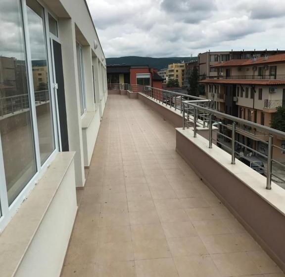 شقة غرفة نوم واحدة مزودة بشُرفة, Family Hotel Solar Central
