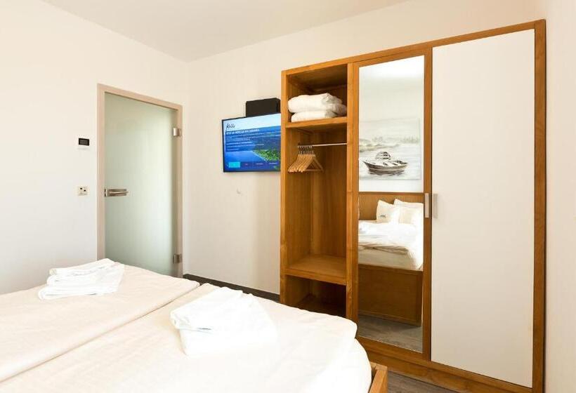 2 Bedrooms Apartment Lake View, Kells Appartements