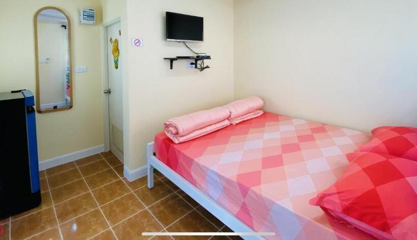 Дом 1 Спальня, Panutsaya Homestay