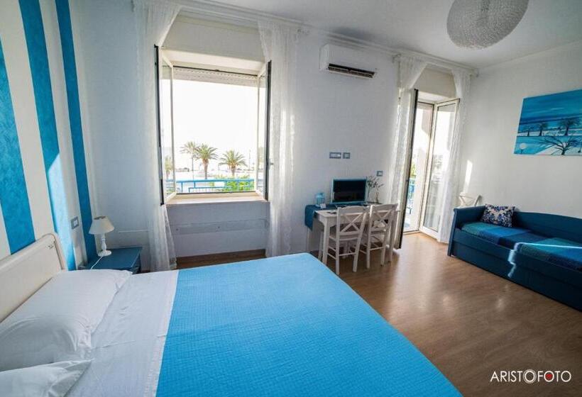 海景豪华三人间, B&b Una Rotonda Sul Mare