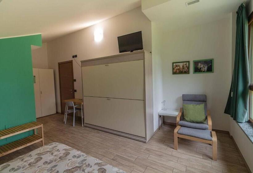 Четырехместный Номер Стандарт Вид на Сад, B&b Alla Roggetta