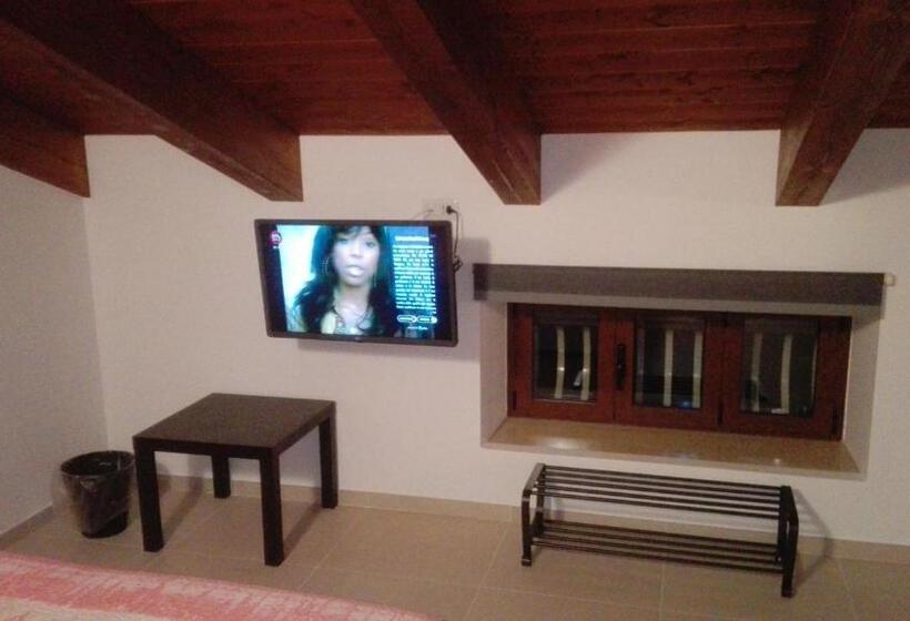 Семейный Номер Deluxe, B&b Villa Di Bartolomeo