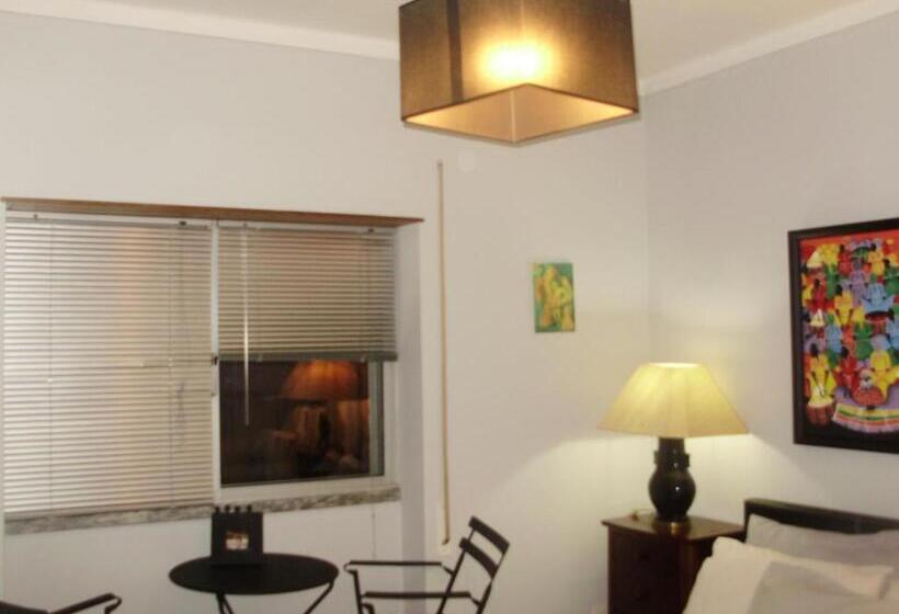 اتاق استاندارد, Miguel Torga Room