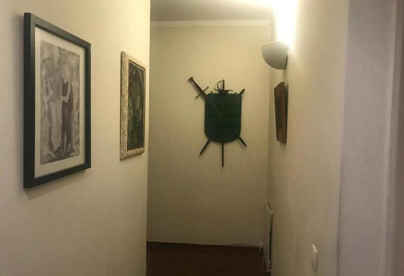 اتاق استاندارد, Miguel Torga Room