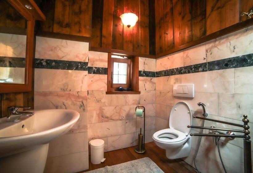 Четырехместный Номер Стандарт, Antica Casa Di Montagna Maison Bovard