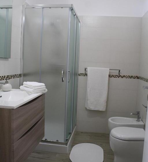 Номер Стандарт Трехместный, B&b Cafe  Fausu