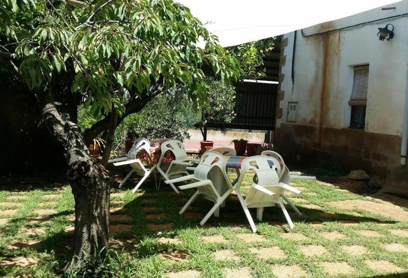 Quarto Estandar, Mas Pericay