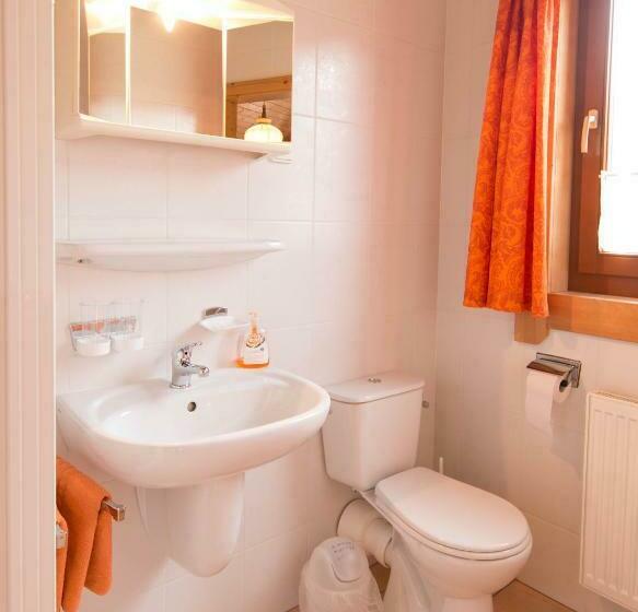 Quarto Estandar com Sacada, Reiterbauernhof Maho