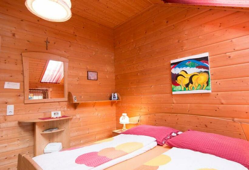 Quarto Estandar, Reiterbauernhof Maho