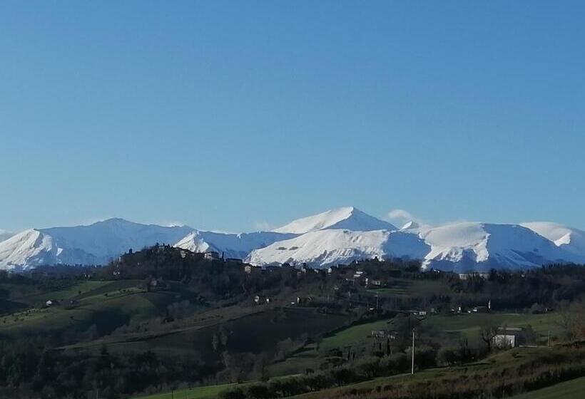 Дом 4 Спальни, Casale San Martino Agriturismo Bio