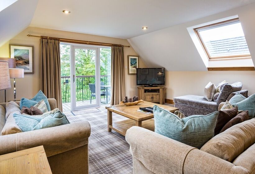 Апартаменты Deluxe 2 Спальни, Auchrannie Resort