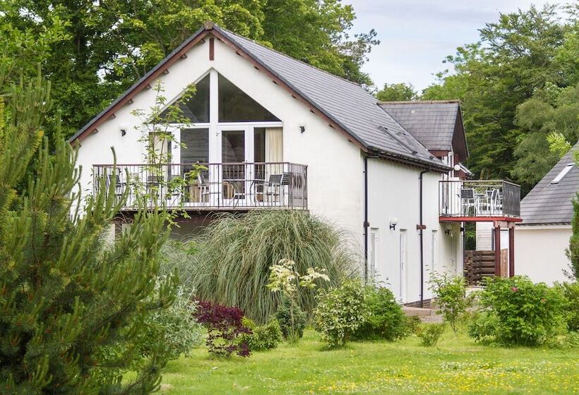 Апартаменты Deluxe 3 Спальни, Auchrannie Resort