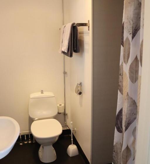 Quarto Economy Individual, L Rådhuset