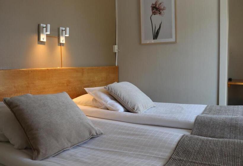 Quarto standard, L Rådhuset