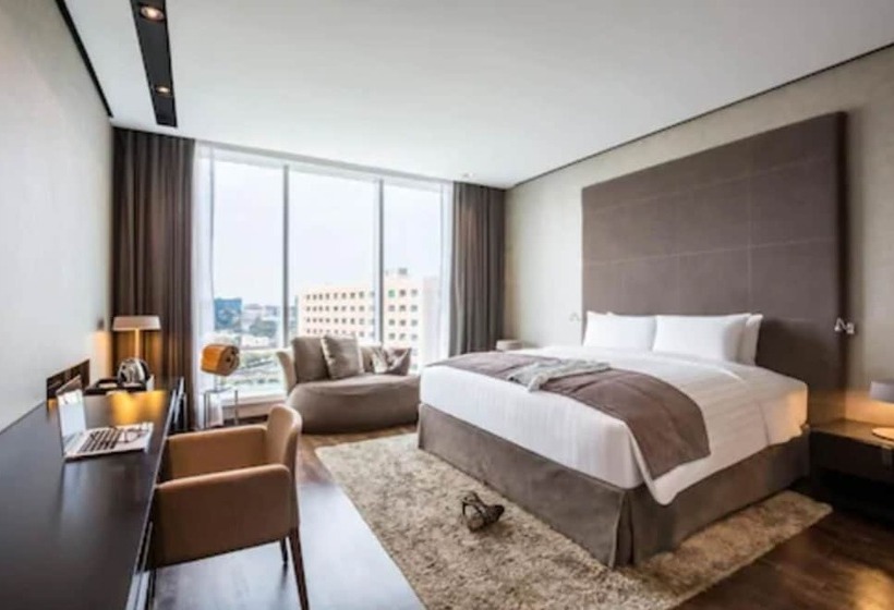 Номер Superior, The Canvas Dubai, Mgallery Hotel Collection