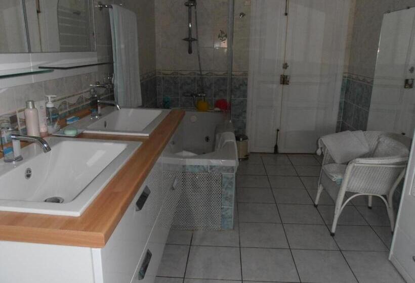 Номер Стандарт Совместная Ванная, L Orchidée