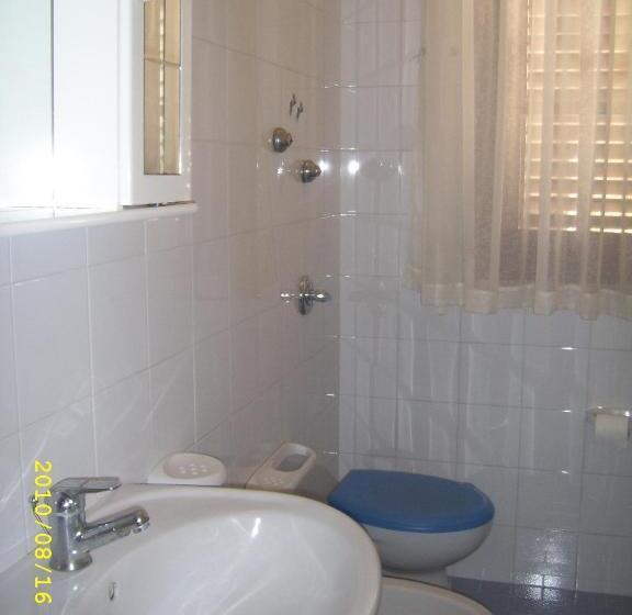 آپارتمان 1 خوابه با بالکن, B&b La Pergola