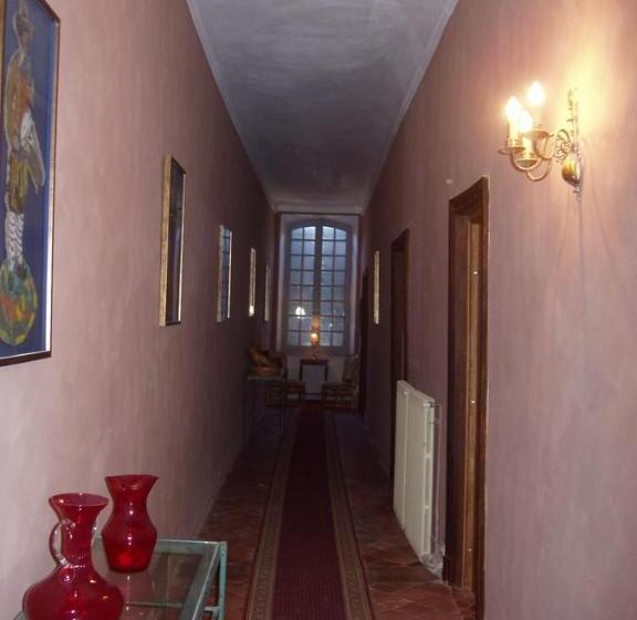 Номер Стандарт, Chateau De La Bastide