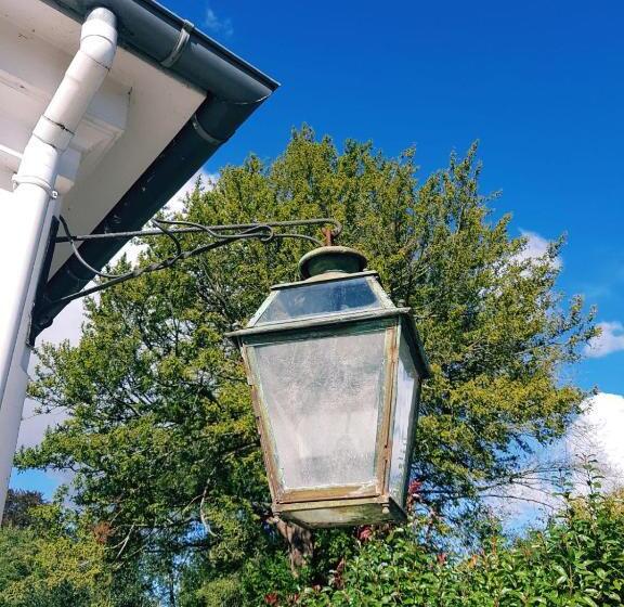 带花园景观的标准三人间, Manoir De L As De Trèfle