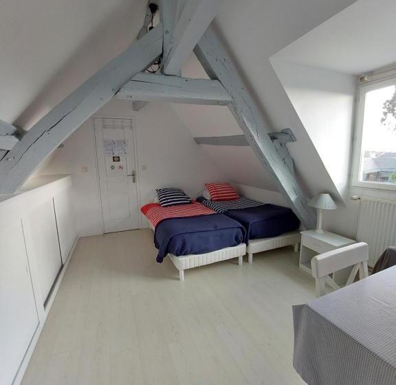 标准间, Manoir De L As De Trèfle