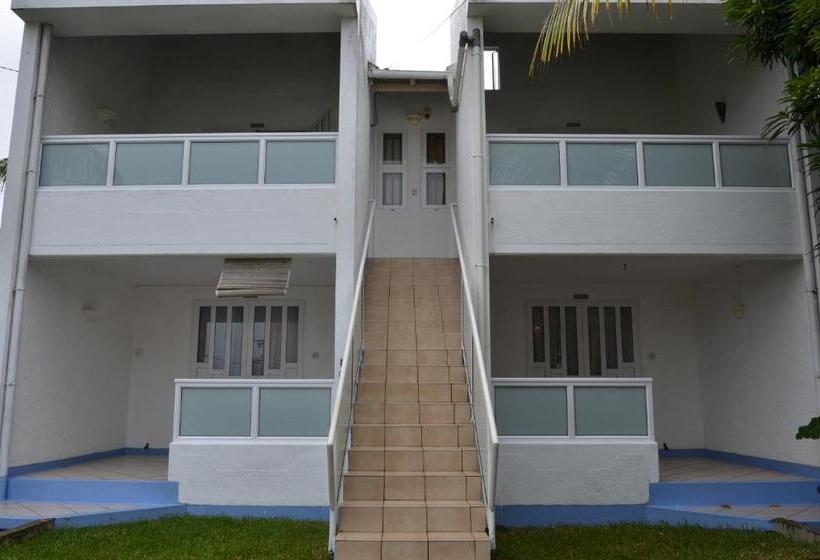استودیوی استاندارد, Les Gentilhommieres Guest House