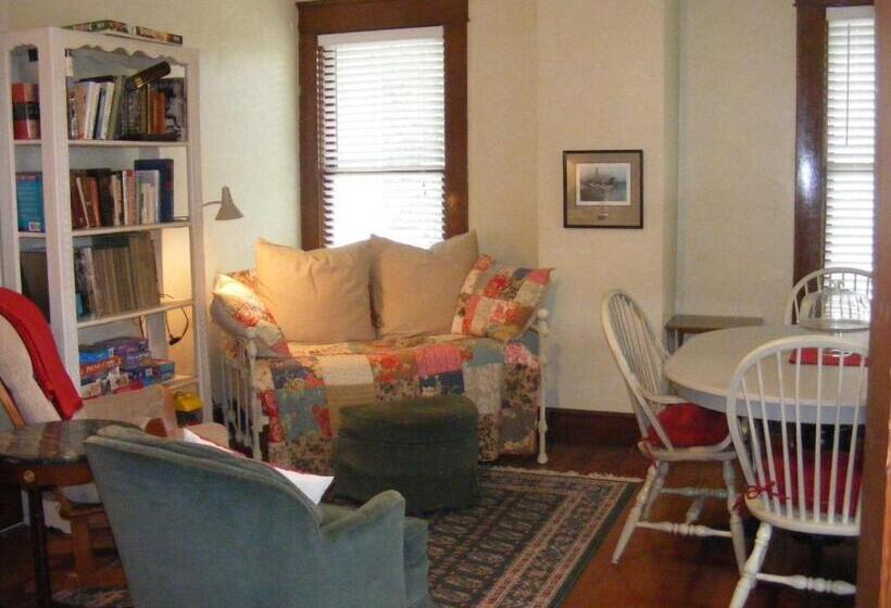 Люкс 3 Спальни, Pricehouseinn