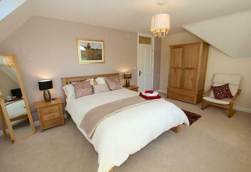 اتاق لوکس, Henbere Farm B&b